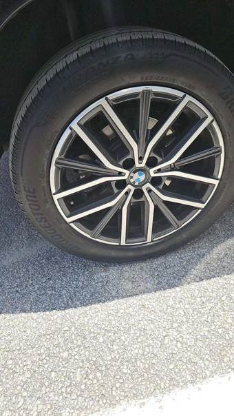 2026 BMW X1 xDrive28i M SPORT LINE - miniatura 30