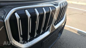 2026 BMW X1 xDrive28i M SPORT LINE - miniatura 27