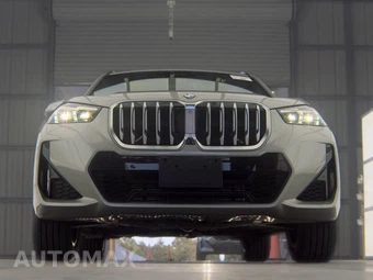 2026 BMW X1 xDrive28i M SPORT LINE - miniatura 3