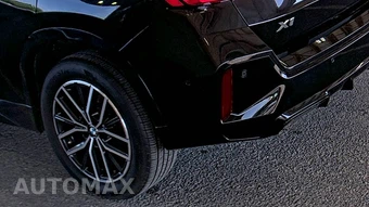 2026 BMW X1 xDrive28i M SPORT LINE - miniatura 10