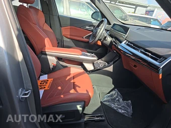 2026 BMW X1 xDrive28i M SPORT LINE - miniatura 8