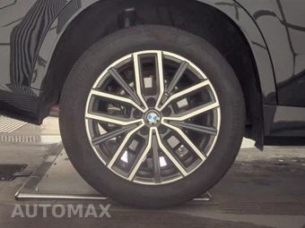 2026 BMW X1 xDrive28i M SPORT LINE - miniatura 11