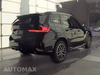 2026 BMW X1 xDrive28i M SPORT LINE - miniatura 5