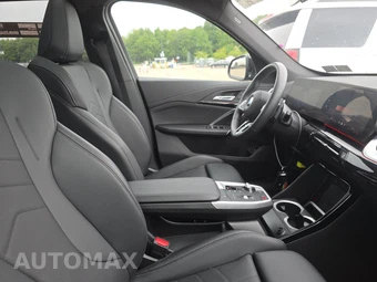2026 BMW X1 xDrive28i M SPORT LINE - miniatura 8