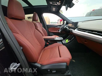 2026 BMW X1 xDrive28i M SPORT LINE - miniatura 14