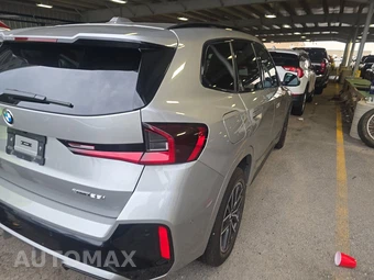 2026 BMW X1 xDrive28i M SPORT LINE - miniatura 4