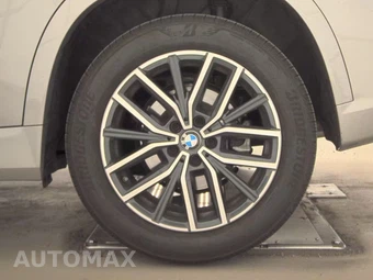 2026 BMW X1 xDrive28i M SPORT LINE - miniatura 12