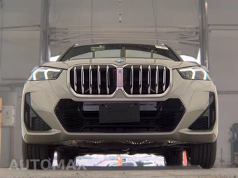 2026 BMW X1 xDrive28i M SPORT LINE - miniatura 3