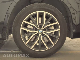 2026 BMW X1 xDrive28i M SPORT LINE - miniatura 10