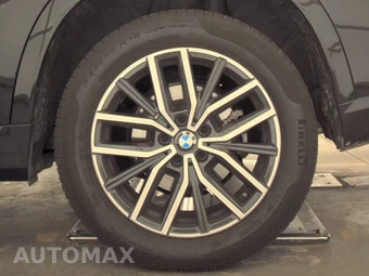 2026 BMW X1 xDrive28i M SPORT LINE - miniatura 12