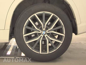 2026 BMW X1 xDrive28i M SPORT LINE - miniatura 12