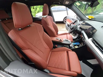 2026 BMW X1 xDrive28i M SPORT LINE - miniatura 18