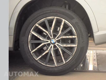 2026 BMW X1 xDrive28i M SPORT LINE - miniatura 12