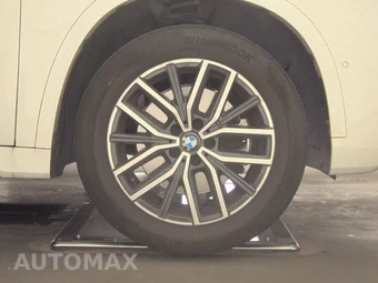 2026 BMW X1 xDrive28i M SPORT LINE - miniatura 10