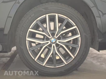 2026 BMW X1 xDrive28i M SPORT LINE - miniatura 10