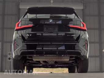 2026 BMW X1 xDrive28i M SPORT LINE - miniatura 7