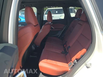 2026 BMW X1 xDrive28i M SPORT LINE - miniatura 19