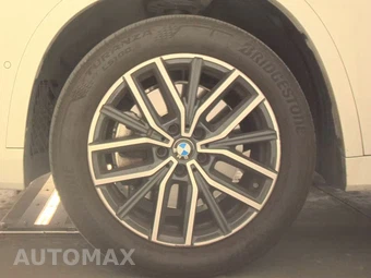 2026 BMW X1 xDrive28i M SPORT LINE - miniatura 9