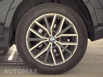 2026 BMW X1 xDrive28i M SPORT LINE - miniatura 12