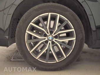 2026 BMW X1 xDrive28i M SPORT LINE - miniatura 9