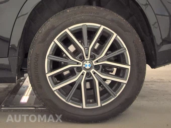 2026 BMW X1 xDrive28i M SPORT LINE - miniatura 12