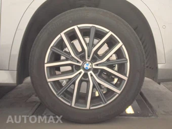 2026 BMW X1 xDrive28i M SPORT LINE - miniatura 10