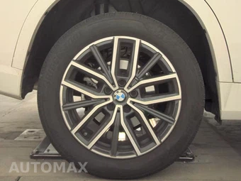 2026 BMW X1 xDrive28i M SPORT LINE - miniatura 11