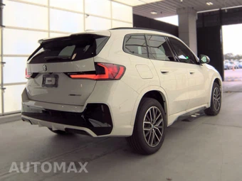 2026 BMW X1 xDrive28i M SPORT LINE - miniatura 5