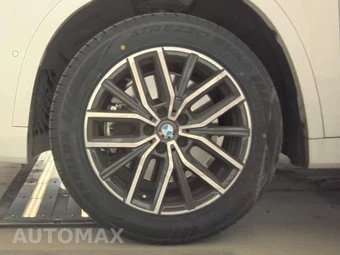 2026 BMW X1 xDrive28i M SPORT LINE - miniatura 9
