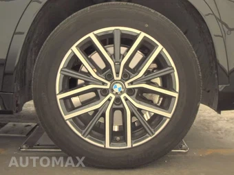 2026 BMW X1 xDrive28i M SPORT LINE - miniatura 10
