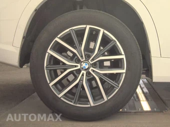 2026 BMW X1 xDrive28i M SPORT LINE - miniatura 11