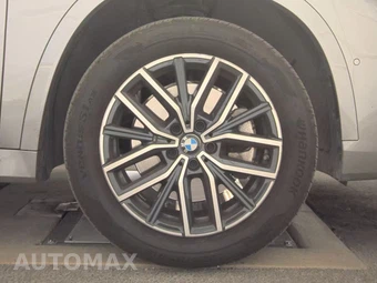 2026 BMW X1 xDrive28i M SPORT LINE - miniatura 10
