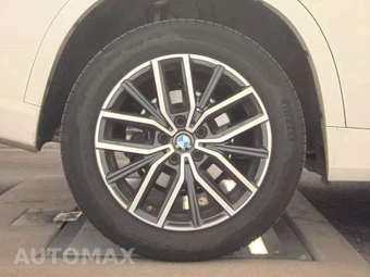 2026 BMW X1 xDrive28i M SPORT LINE - miniatura 11