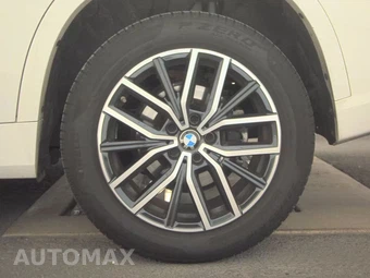 2026 BMW X1 xDrive28i M SPORT LINE - miniatura 12