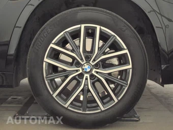 2026 BMW X1 xDrive28i M SPORT LINE - miniatura 10
