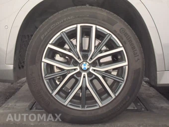 2026 BMW X1 xDrive28i M SPORT LINE - miniatura 9