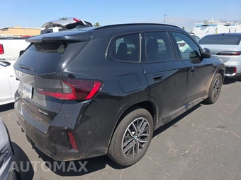 2026 BMW X1 xDrive28i M SPORT LINE - miniatura 4