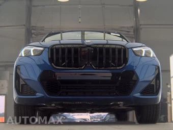 2026 BMW X1 xDrive28i M SPORT LINE - miniatura 3