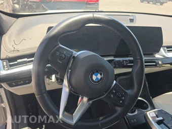2026 BMW X1 xDrive28i - miniatura 10