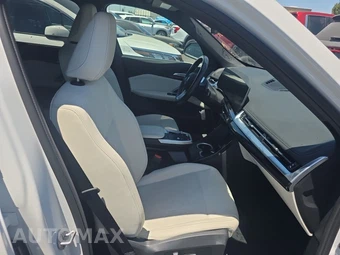 2026 BMW X1 xDrive28i - miniatura 8