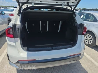 2026 BMW X1 xDrive28i - miniatura 23