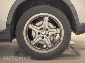 2026 BMW X1 xDrive28i - miniatura 12
