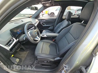 2026 BMW X1 xDrive28i - miniatura 13