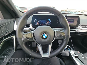 2026 BMW X1 xDrive28i - miniatura 16