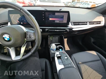 2026 BMW X1 xDrive28i - miniatura 17