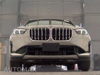 2026 BMW X1 xDrive28i - miniatura 3