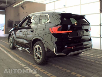 2026 BMW X1 xDrive28i - miniatura 8