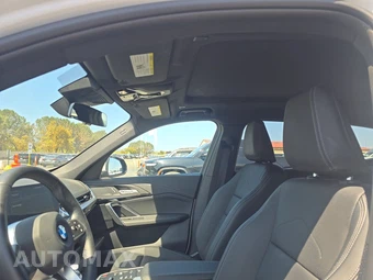2026 BMW X1 xDrive28i - miniatura 14