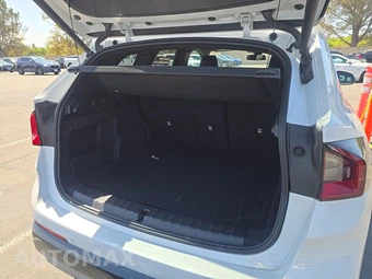 2026 BMW X1 xDrive28i - miniatura 17