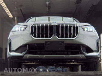 2026 BMW X1 xDrive28i - miniatura 3